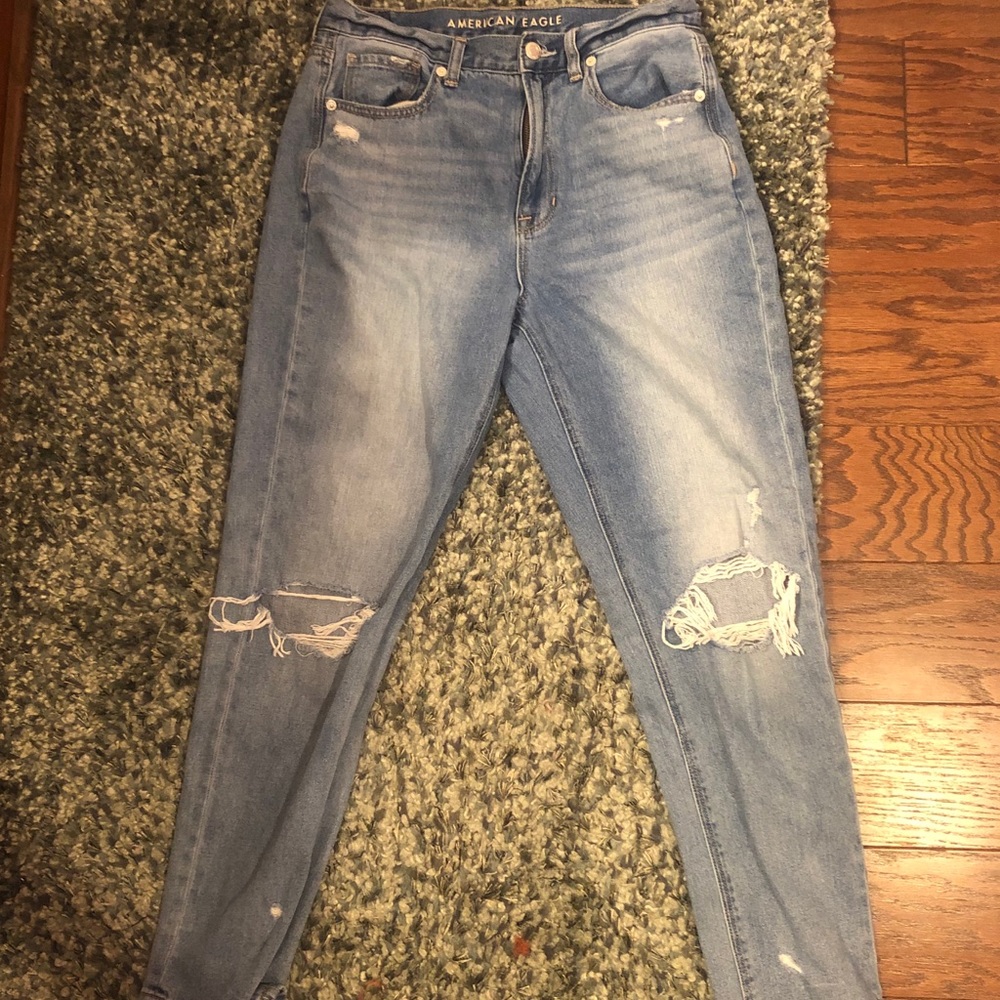 American Eagle Distressed High Rise Mom Jean